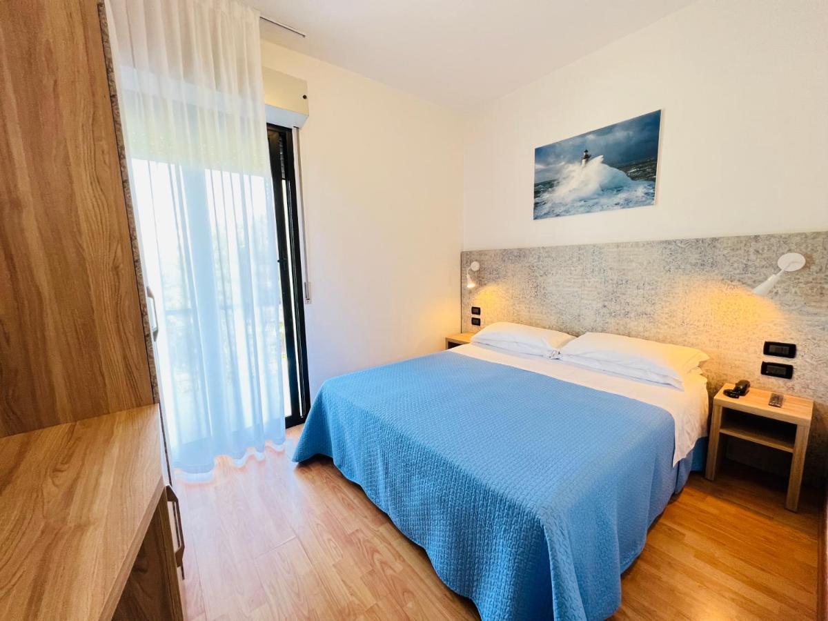 Hotel Betty Ρίμινι Εξωτερικό φωτογραφία