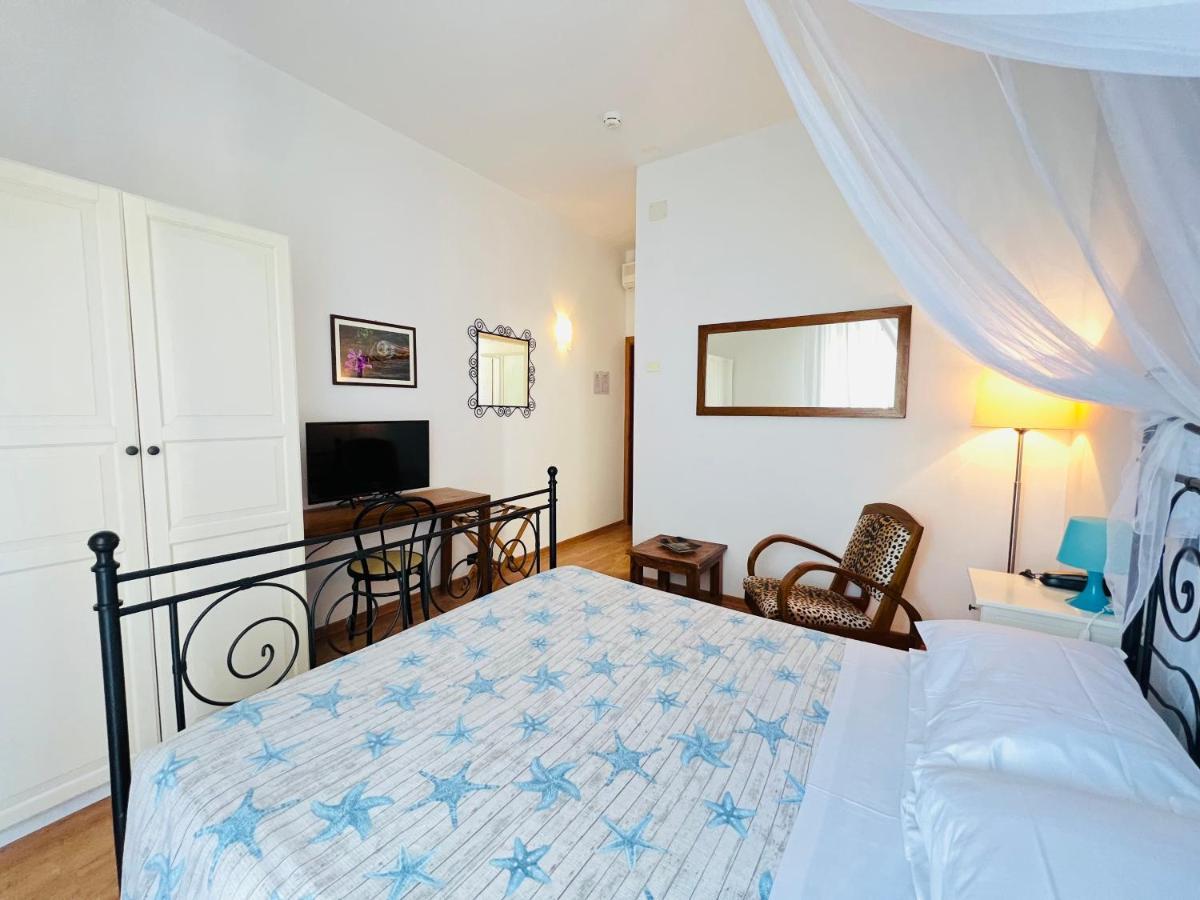 Hotel Betty Ρίμινι Εξωτερικό φωτογραφία