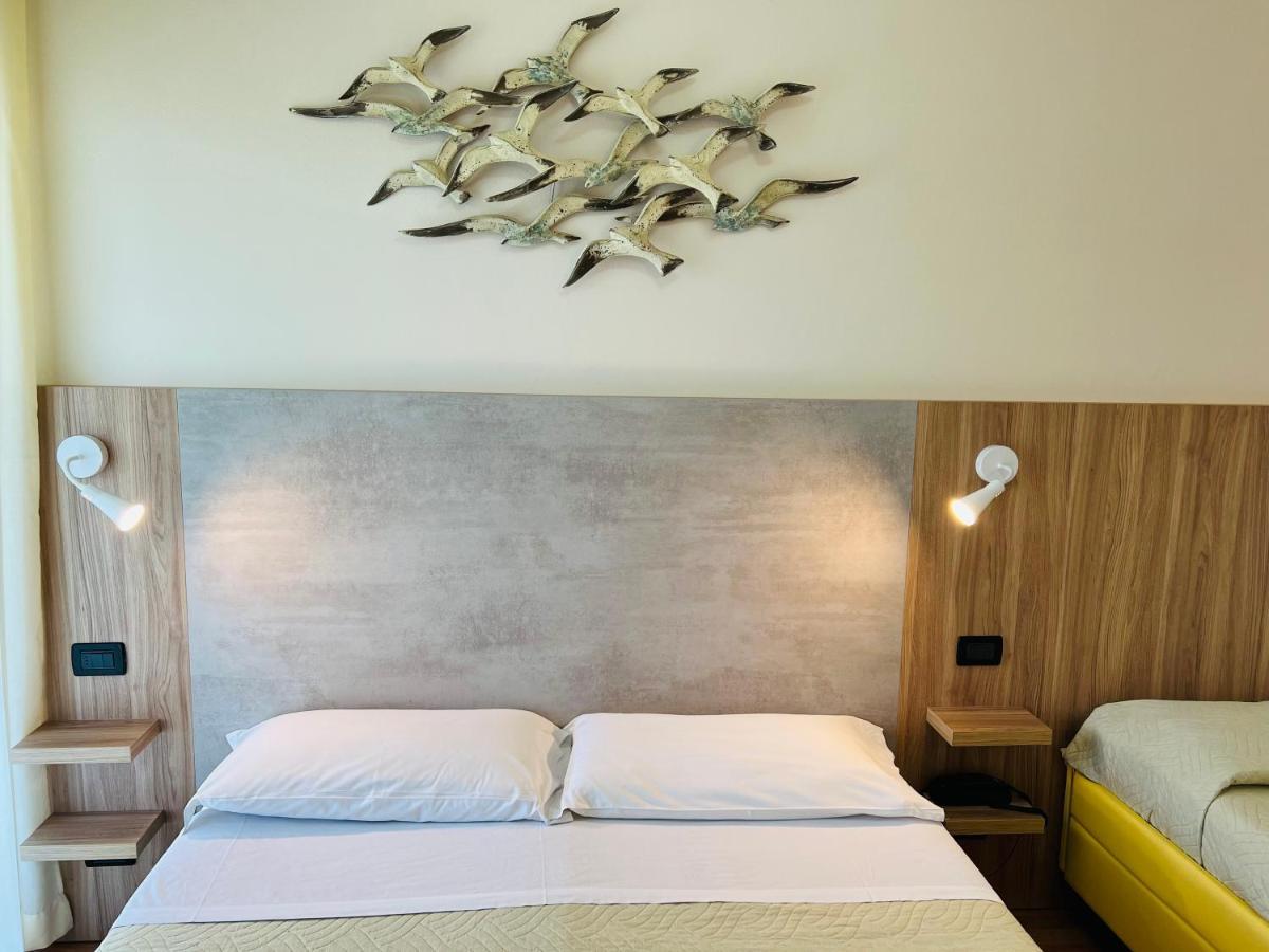 Hotel Betty Ρίμινι Εξωτερικό φωτογραφία