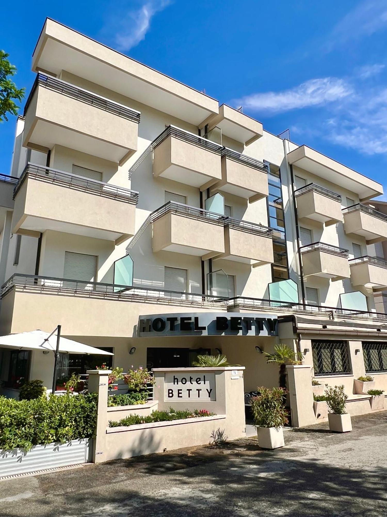 Hotel Betty Ρίμινι Εξωτερικό φωτογραφία