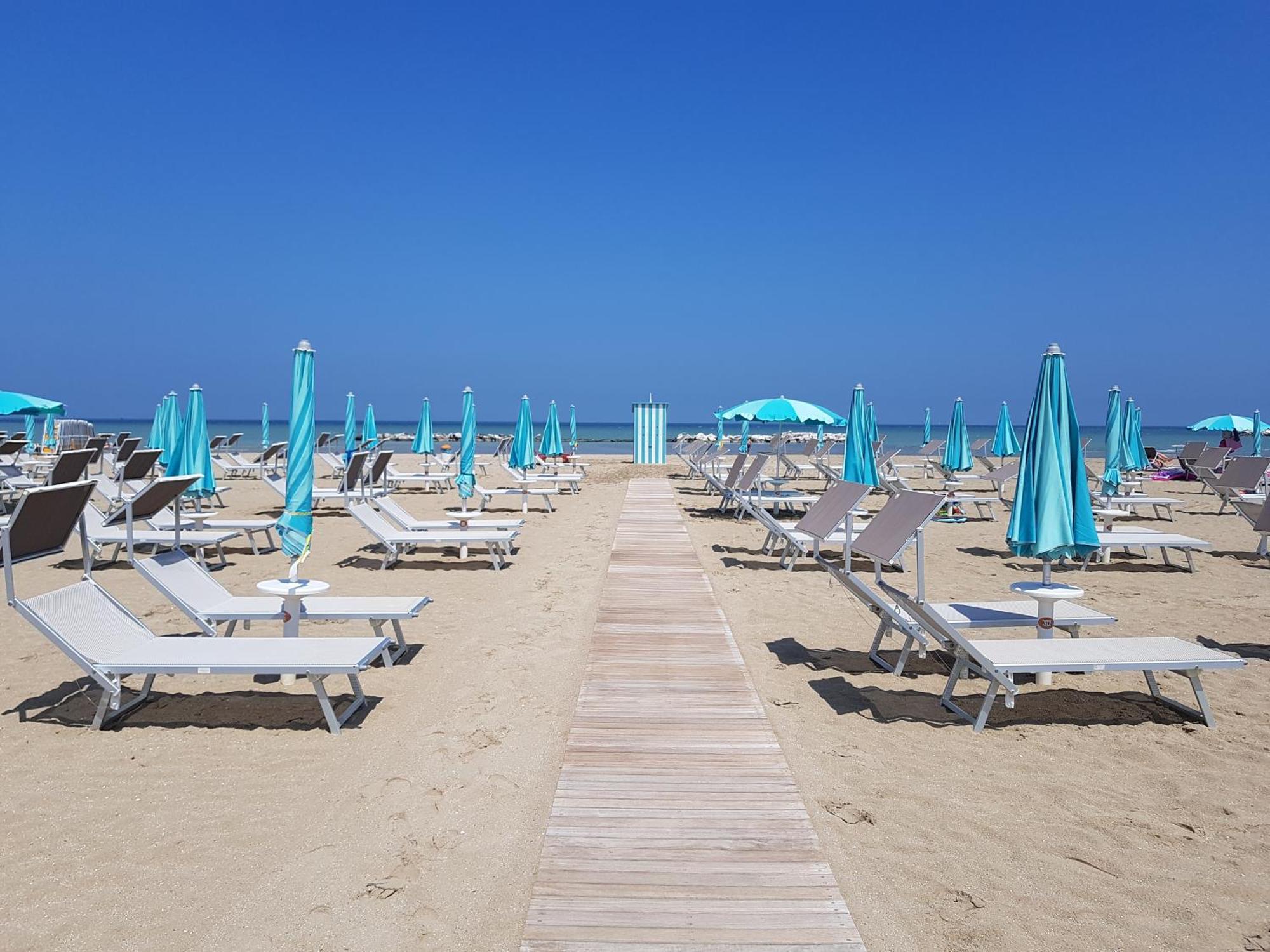 Hotel Betty Ρίμινι Εξωτερικό φωτογραφία